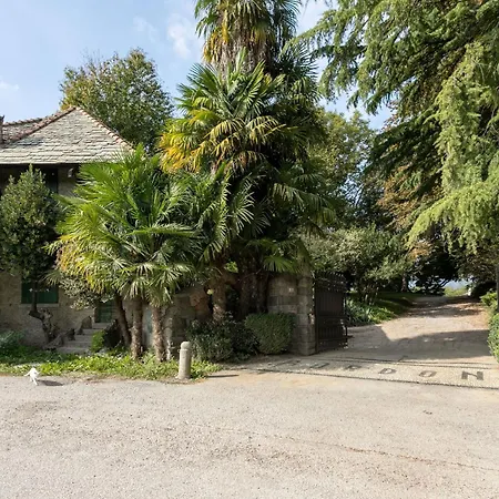 Rocchetta By Halldis